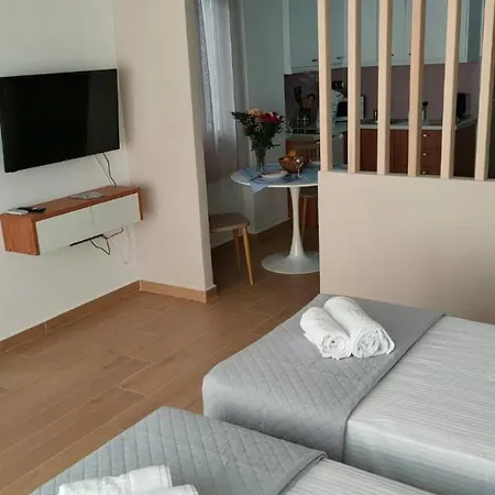 Evmaria 2 Apartment Ermoupoli