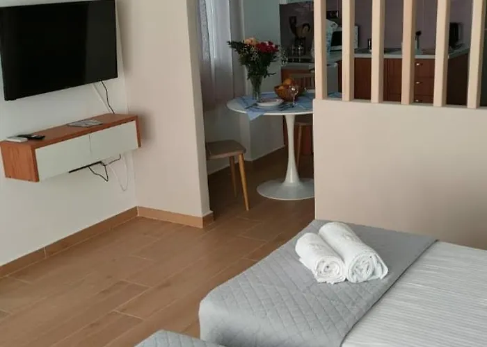 Evmaria 2 Apartment Ermoupoli